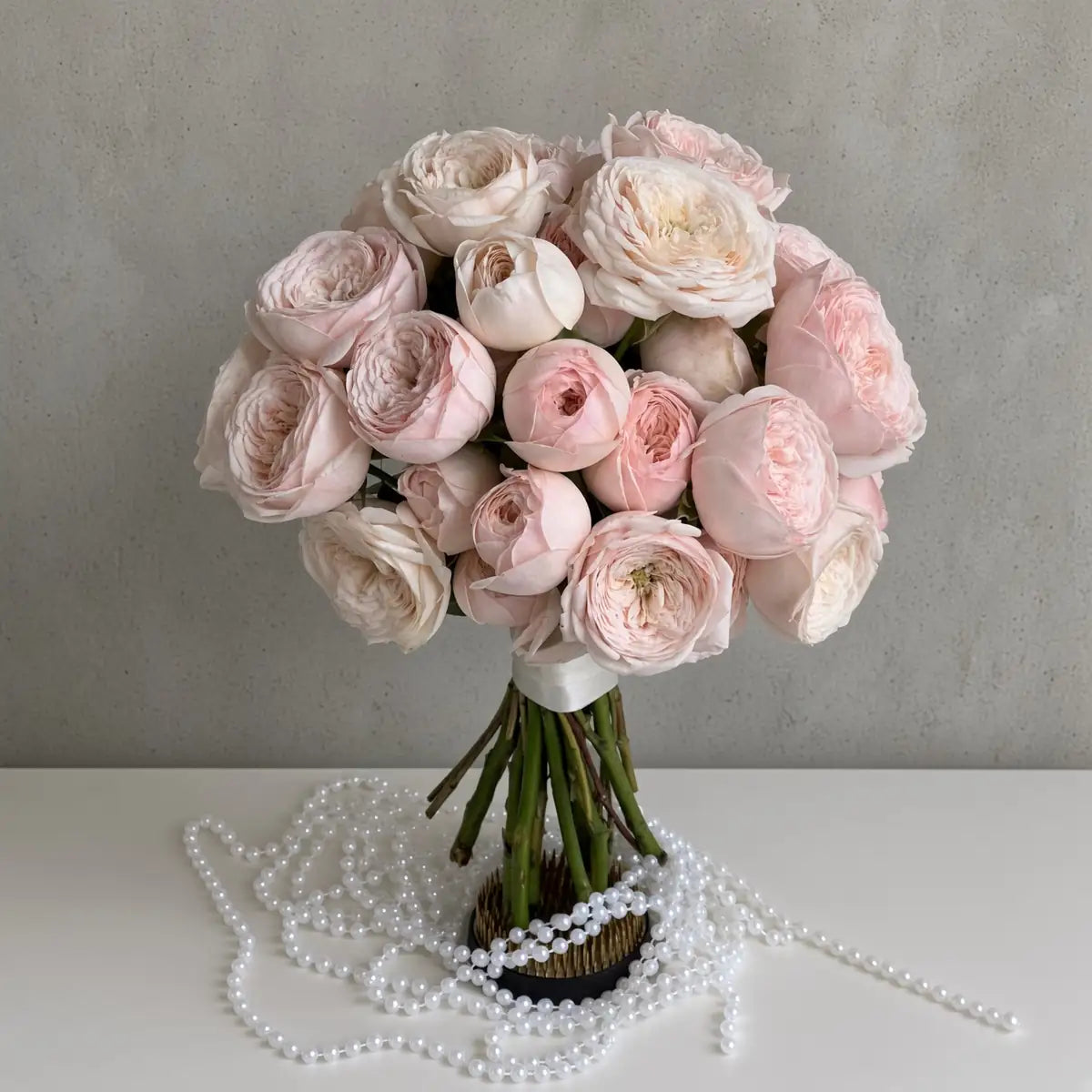 Soft pink garden rose wedding bouquet with a ribbon — wedding bouquets Warsaw