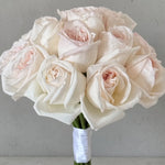 Close-up of blush garden roses in a wedding bouquet — IFIORA florist, Warsaw (Mokotów)