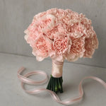 Champagne carnation wedding bouquet with satin ribbons — wedding bouquets Warsaw