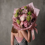 Bukiet hortensji i jaskrów – bukiety, kwiaciarnia IFIORA Warszawa – zbliżenie kompozycji