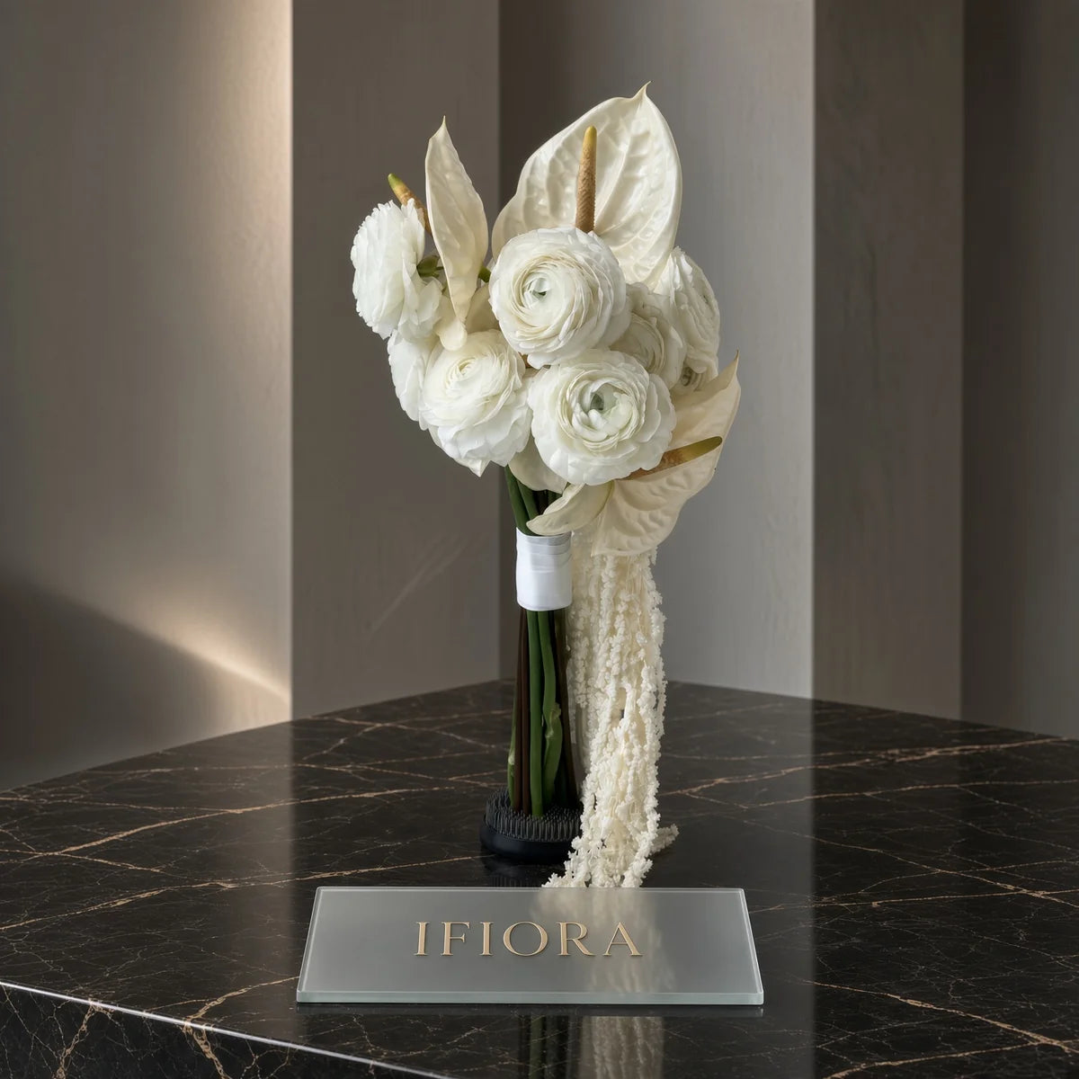 White Elegance bridal bouquet of white ranunculus, anthurium and amaranthus — IFIORA wedding bouquets Warsaw